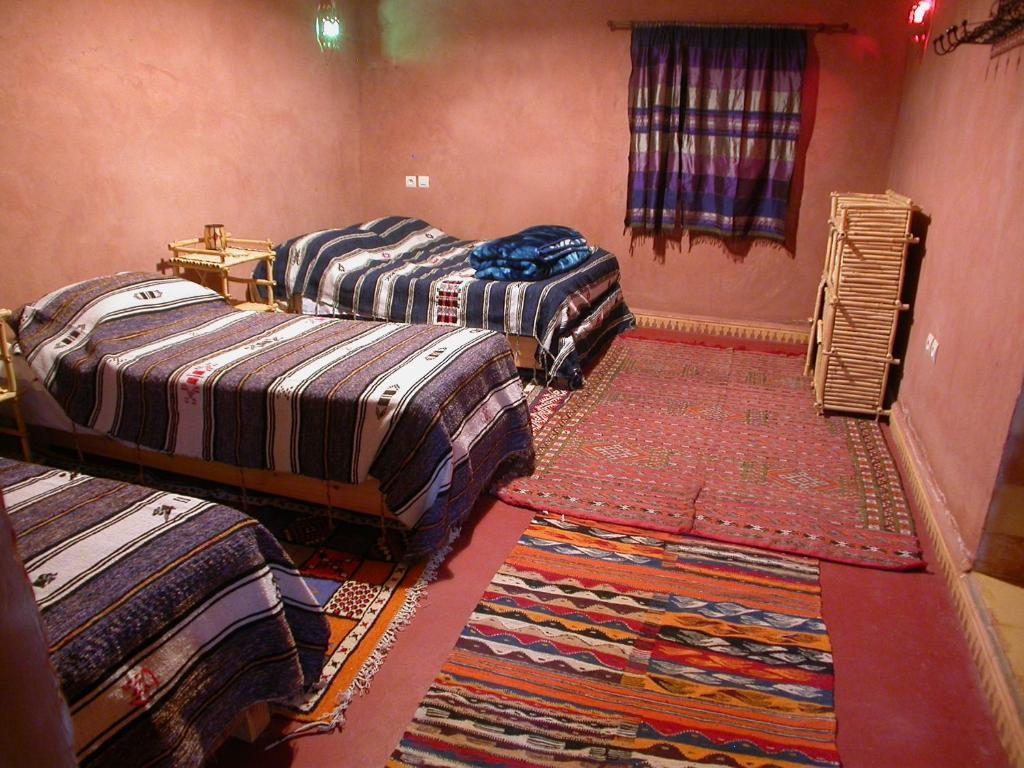 Maison D'Hotes Agdal Telouet Tiguidert Szoba fotó
