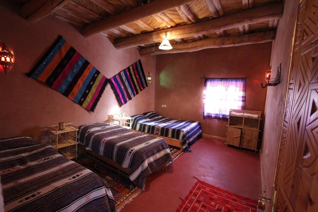 Maison D'Hotes Agdal Telouet Tiguidert Szoba fotó
